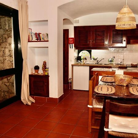 Villa Jacaranda - 550M From The Beach - Free Wifi - By Bedzy Αλμπουφέιρα Εξωτερικό φωτογραφία