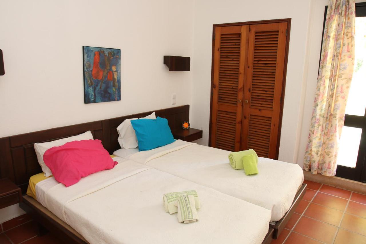 Villa Jacaranda - 550M From The Beach - Free Wifi - By Bedzy Αλμπουφέιρα Εξωτερικό φωτογραφία