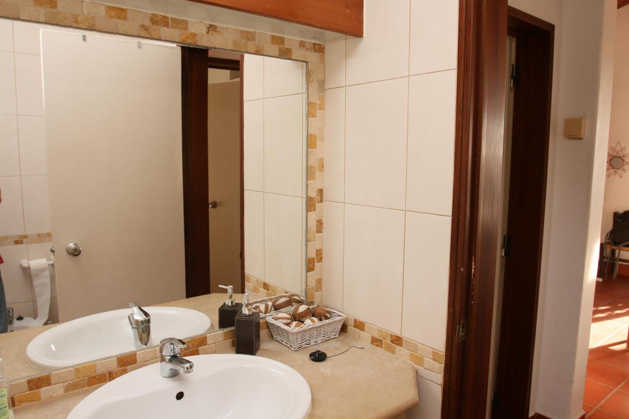 Villa Jacaranda - 550M From The Beach - Free Wifi - By Bedzy Αλμπουφέιρα Εξωτερικό φωτογραφία